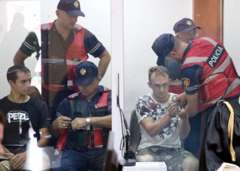 Erdha në Shqipëri për të mësuar historinë e komunizmit –