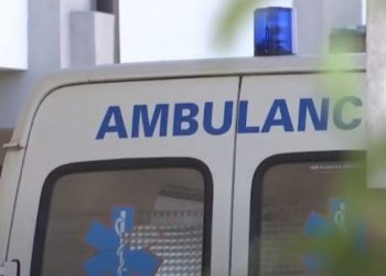 Hidhet nga kati i 5-të i pallatit një person në Tiranë –