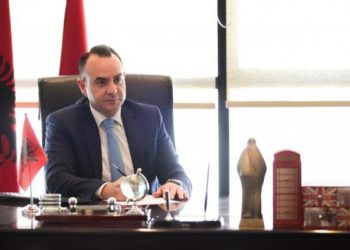 Kërcënimi ndaj stabilitetit rajonal e ka emrin Vuçiç –