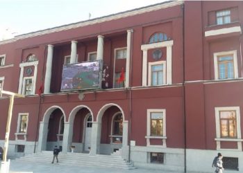Analiza/ PS krijoi makineri me elementë të krimit të organizuar –