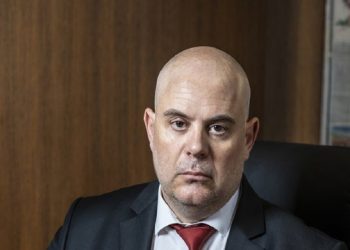 Atentat me eksploziv kryeprokurorit të përgjithshëm –