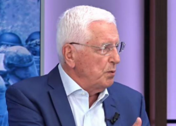 Kurti të deklarojë zgjedhjet e parakohshme, kreu veprime autoritare –