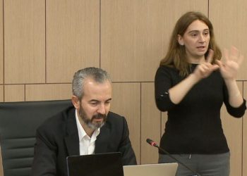 Celibashi thirrje policisë: Largoni njerëzit e paautorizuar nga QV