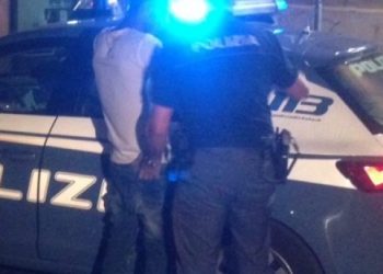 Theu masën e sigurisë “arrest shtëpie”, kapet 33-vjeçari shqiptar –