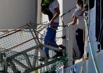 Itali, Frontex shpëton 152 emigrantë nga mbytja –