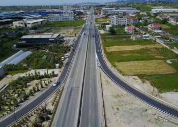 Fillon nga sot devijimi i trafikut në segmentin Fushë Krujë-Thumanë –