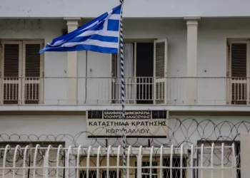 Shqipëria e kërkon për vrasje, Laert Haxhiu mund të kërkojë azil në Greqi –