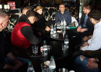 Igli Cara premton mbështetje maksimale për sportin në Durrës –