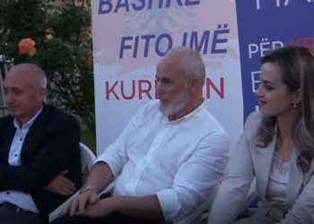 Votoni kandidatin e opozitës, Behar Haxhinë –