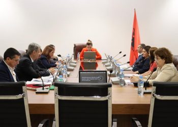 KLGJ vijon procedurat për ngritjen në detyrë dhe lëvizjet paralele të gjyqtarëve –