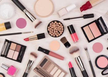 ‘Sekretet’ e makeup që duhet të dini për këtë verë –