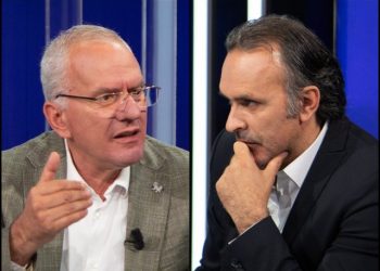 Ti mbahesh mend për gafat –