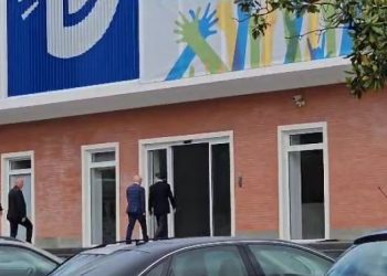 Meta takon Berishën në selinë e PD-së –