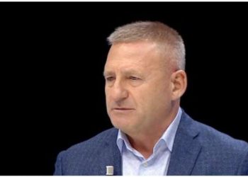 I ka dorëzuar Ramës listën e komisionerëve –