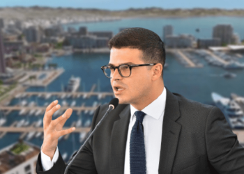 Qeveria dhe monopolet shkatërrojnë Portin e Durrësit –
