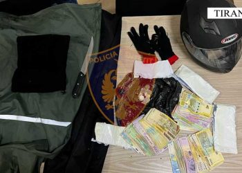 Vodhi filialin e postës private në Tiranë, arrestohet 27-vjeçari –