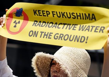Në Tokio protestohet kundër shkarkimit të ujit të kontaminuar në det –