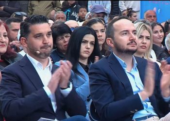 Përlotet Qosja nga video emocionuese: Ja standardi mizerabël… –