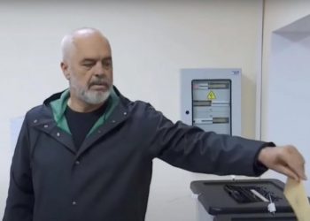 Rama fajëson KQZ-në për procesin e votimit: Po dekurajon votuesit –