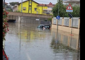 Moti i keq prek Italinë, rrezikohet edhe Shqipëria –