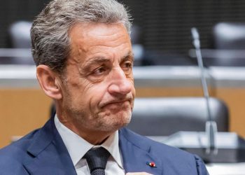 Apeli nuk i jep të drejtë, ish-presidenti francez mbetet nën arrest –