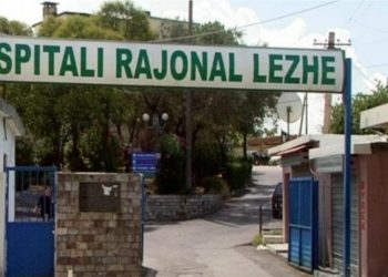 Emri/ Përplasen 2 makina në autostradën Lezhë-Milot, plagoset shoferja