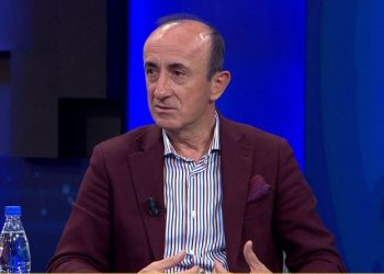 Dështimi në zgjedhje/ Dashnor Sula braktis Alibeajn –
