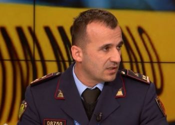 Largohet nga detyra shefi i qarkullimit rrugor në Tiranë, kush vjen –