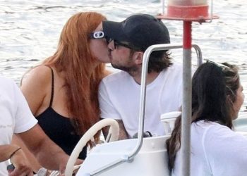 Bella Thorne i thotë ‘Po’ producentit Emms, ja “lista e dëshirave” –