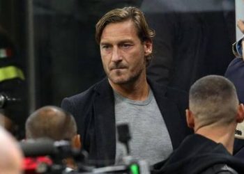 Totti tregohet diplomat: Uroj të fitojë Fiorentina, por Interi…