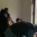 Tragjikomike, votimi bëhet… falë blicit të telefonit –