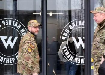 Filloi tërheqja e grupit Wagner nga Bakhmut –