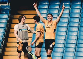 Wolves ofron lojtarin kryesor plus 30 mln për pankinarin e Barçës –