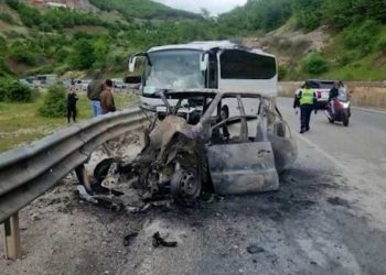 Pamje nga aksidenti i frikshëm në Qafë – Thanë –