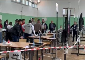 Të jetë prezente policia –