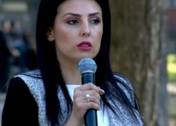 E befasuar nga vendimmarrja e fshehtë –