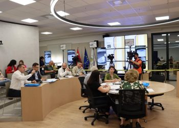 Kolegji vendos të hënën për zgjedhjet në Kamëz/ Mesazhi i Hoxhës dhe një akuzë ndaj KAS –