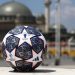 VIDEO/ Kupa e Champions League mbërrin në stadiumin “Ataturk” –