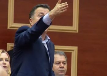 ‘Ti t’ja hash…’/ Deklarata e Ballës, Noka i del në mbrojtje Berishës –