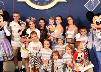 Historia e 48-vjeçares/ 800 javë të jetës shtatzënë,  ka 22 fëmijë e 14 nipër e mbesa –