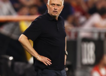 Oferta marramendëse nga Arabia, Mourinho i kthen përgjigje sheikut të Al Ahli –