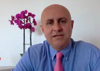 Radioterapi, derë ambulance, kanabis ‘antibiotik’ dhe skllavërim studentësh