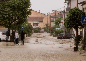 Moti i keq godet sërish Italinë/ Përmbytjet rikthehen në disa zona, paralajmërohen banorët –
