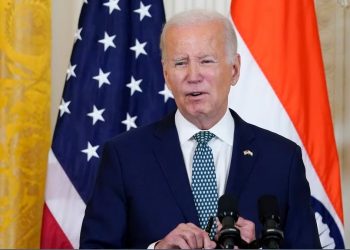 Presidenti Biden bisedon me udhëheqësit e Francës, Gjermanisë dhe Britanisë rreth situatës në Rusi –