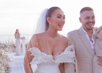 Klea Huta tregon kush hodhi më shumë para në dasmën e tyre –