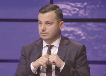 Seks, drogë dhe tallava –