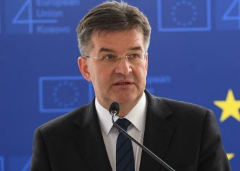 Situata në Kosovë/ Lajçak paralajmëron se do vizitojë Shtëpinë e Bardhë –