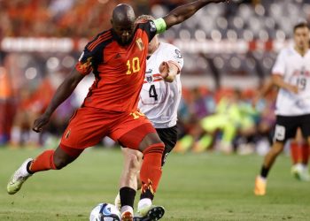 Vendimi i Tedescos ka acaruar marrëdhëniet brenda grupit, ja për çfarë bëhet fjalë –