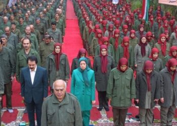 Nga revolucioni te ardhja në Manzë –