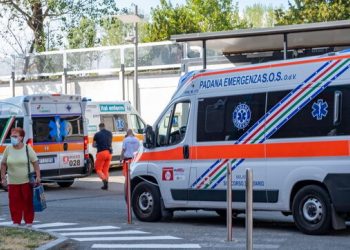 Aksident i rëndë në autostradë, 2 viktima nga përplasja e 4 automjeteve –